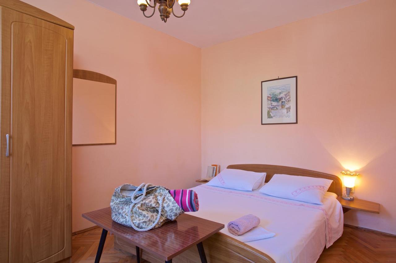 Apartments Vinka เยลซา ภายนอก รูปภาพ