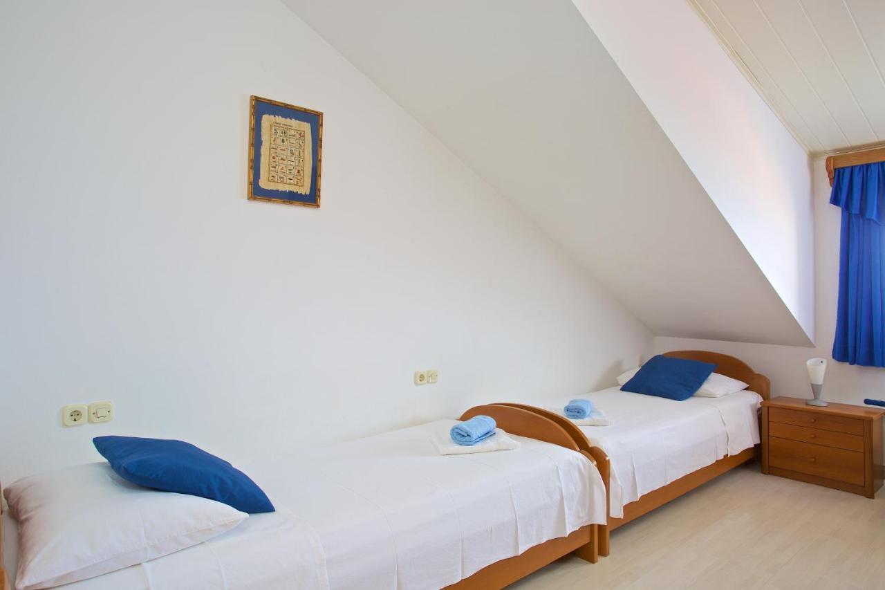 Apartments Vinka เยลซา ภายนอก รูปภาพ