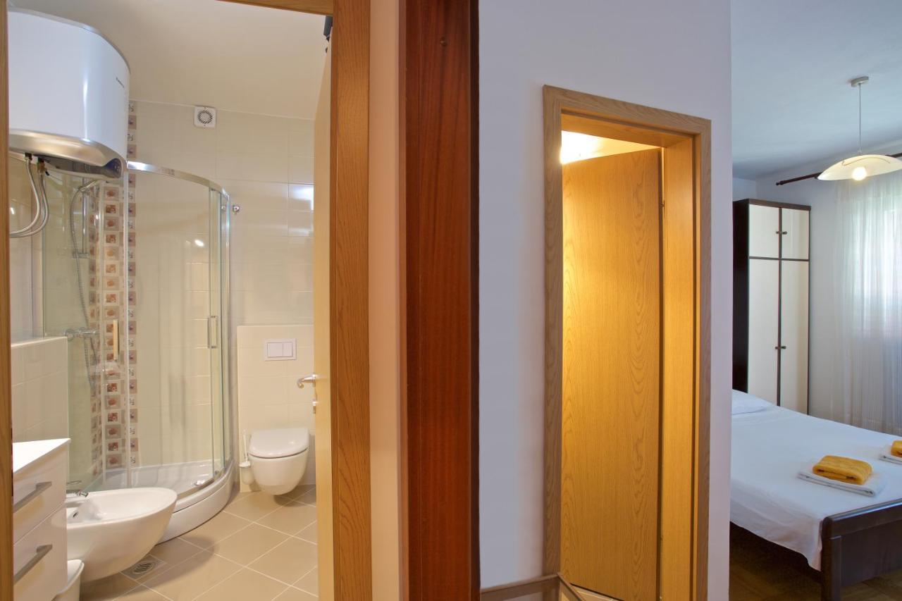 Apartments Vinka เยลซา ภายนอก รูปภาพ