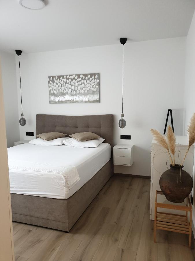 Apartments Vinka เยลซา ภายนอก รูปภาพ